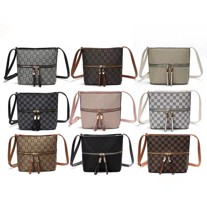 GESSY CHECKERED DOUBLE-SIDED ZIP CROSSBODY BAG IN CREAM