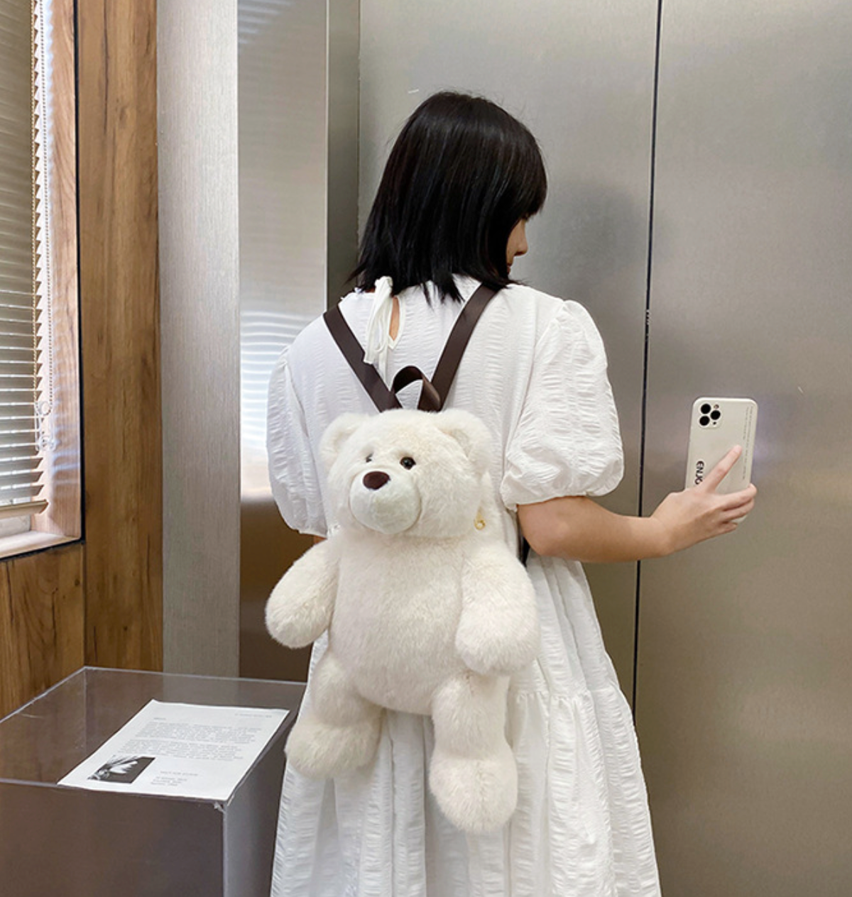 GESSY KID BACKPACK BEAR DOLL IN WHITE
