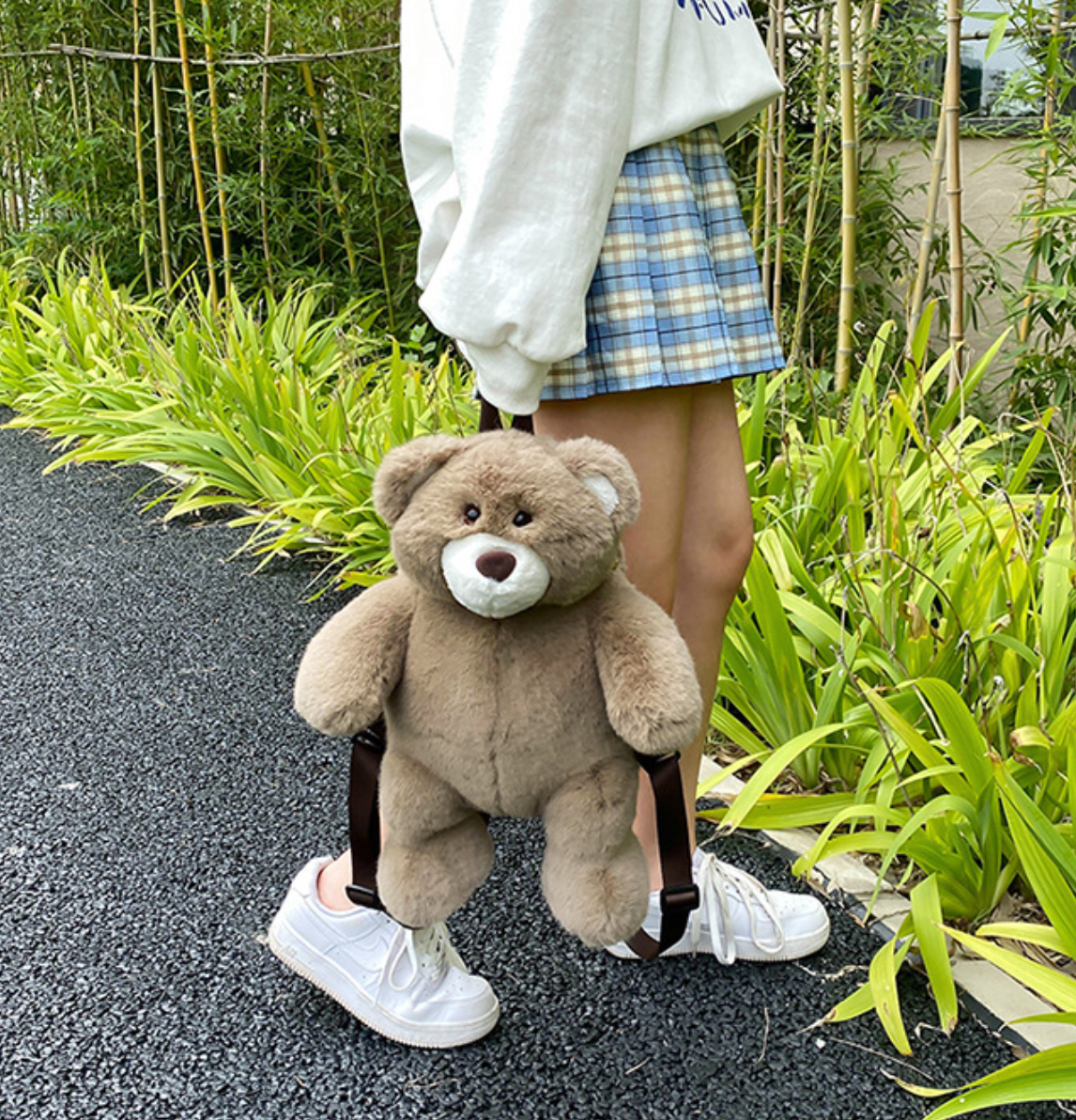 GESSY KID BACKPACK BEAR DOLL IN BROWN