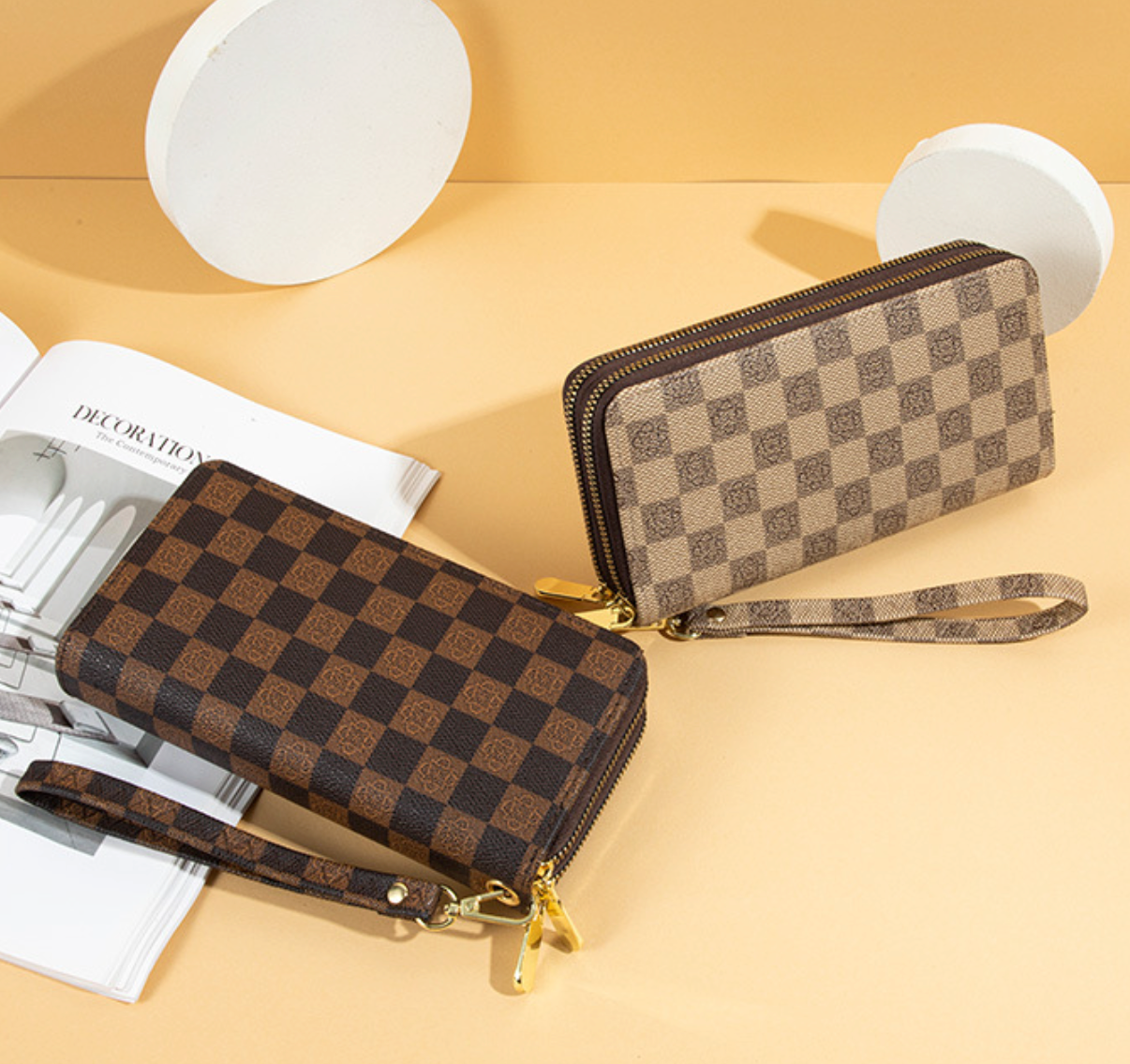 GESSY CLASSIC PRINT PLAID PURSE WALLET IN GREY