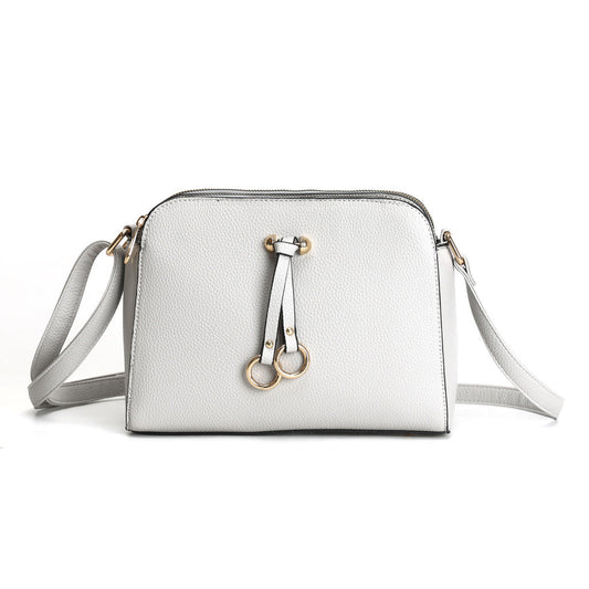 GESSY RING DECOR HANDBAG IN LIGHT GREY