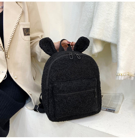 GESSY FURRT BACKPACK IN BLACK