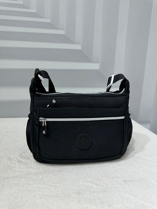 GESSY NYLON FRONT ZIP SQUARE BAG