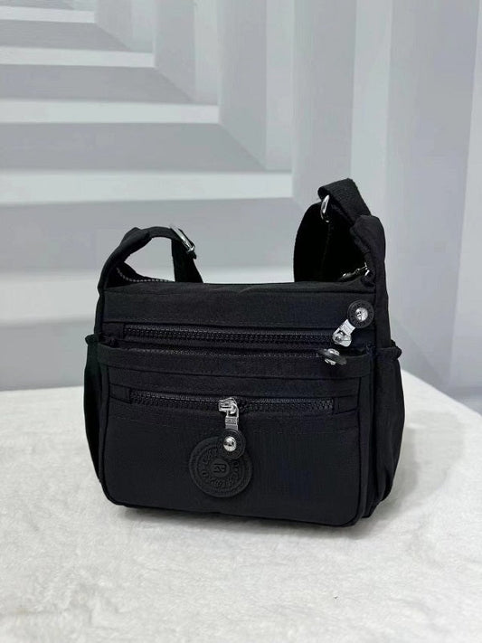 GESSY MULTIFUCTIONAL BAG IN BLACK