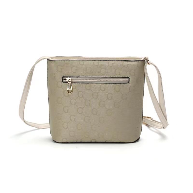 GESSY CHECKERED DOUBLE-SIDED ZIP CROSSBODY BAG IN CREAM