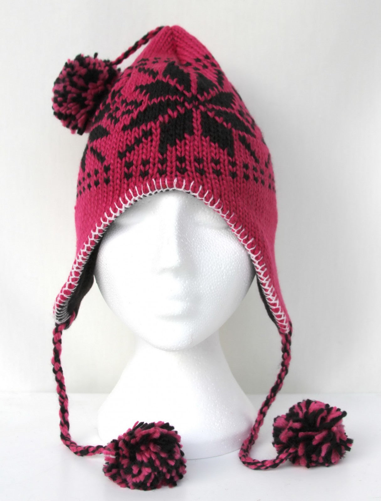 GESSY SKI WINTER WOOLEN HAT SNOWFLAKE PATTERN IN FUSHIA