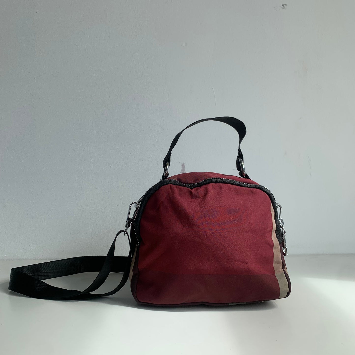 GESSY NYLON CHECKERED SMALL CROSSBODY BAG IN RED