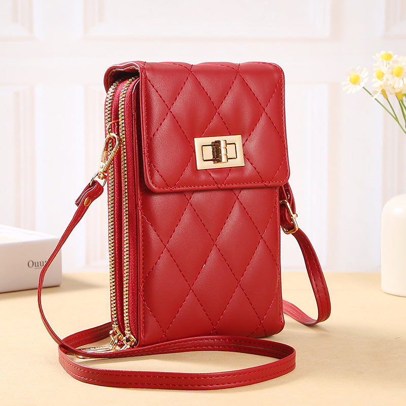 GESSY QUILTED DIAMOND SHAPED METAL SNAP CROSSBODY FLAP PHONE BAG IN RED