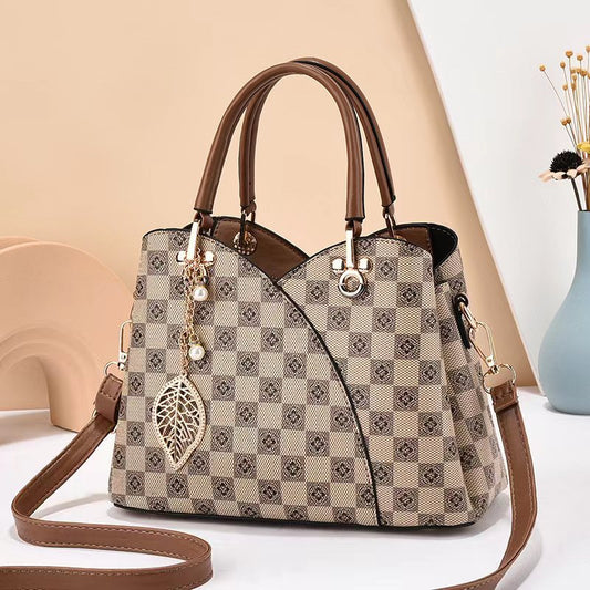 GESSY FLORA PRINT TOTE BAG IN KHAKI
