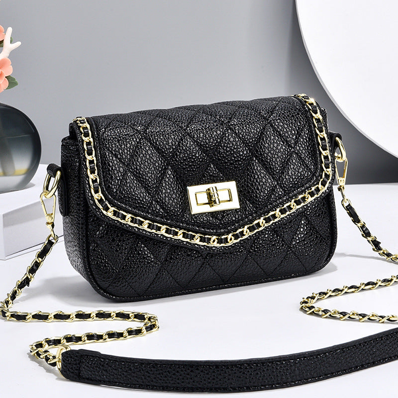 GESSY FLAP BAG WITH CHAIN IN BLACK