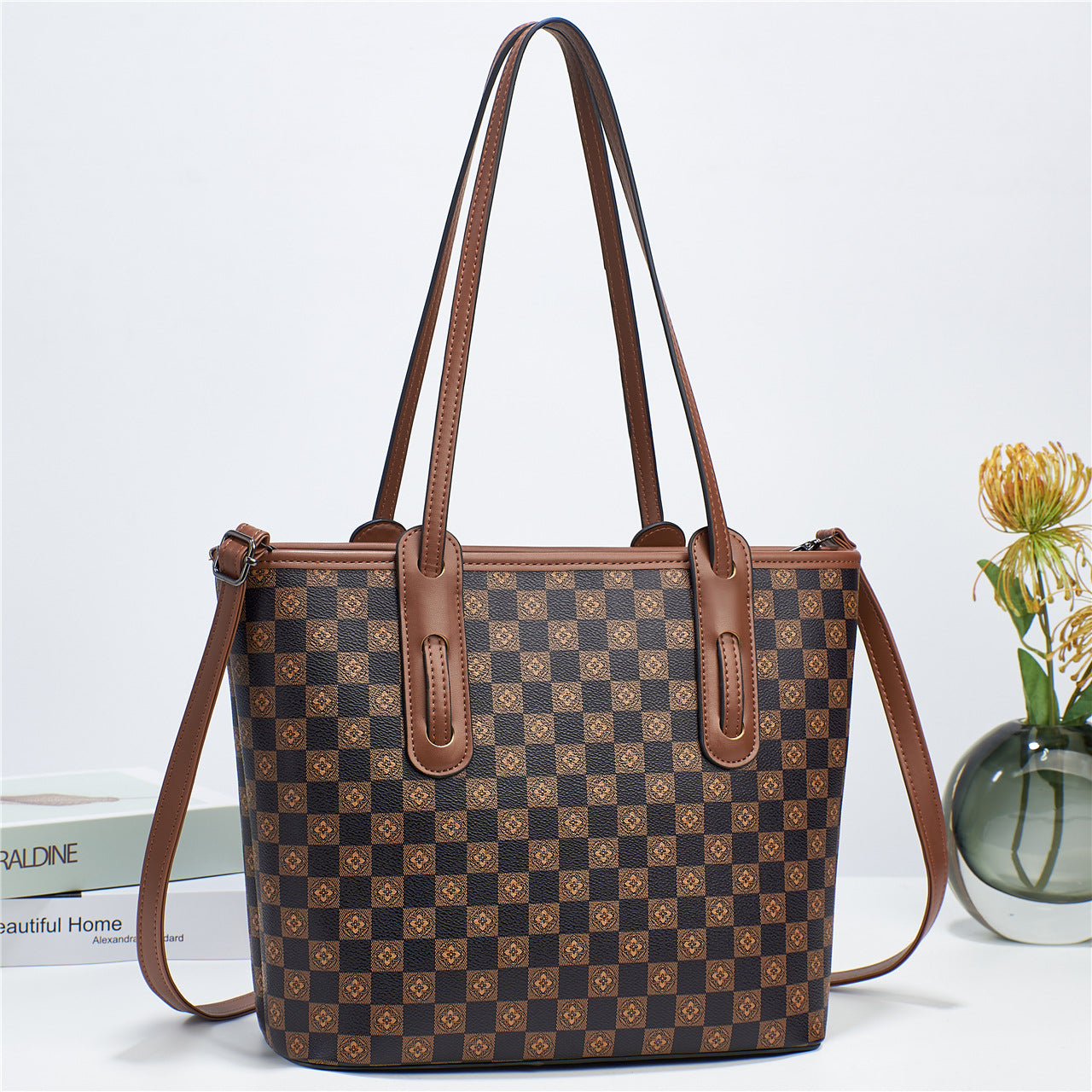 GESSY CHECKERED FLORA PRINT TOTE BAG