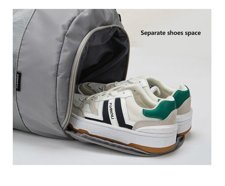 GESSY LARGE LIGHT TRAVEL/GYM DUFFLE BAG