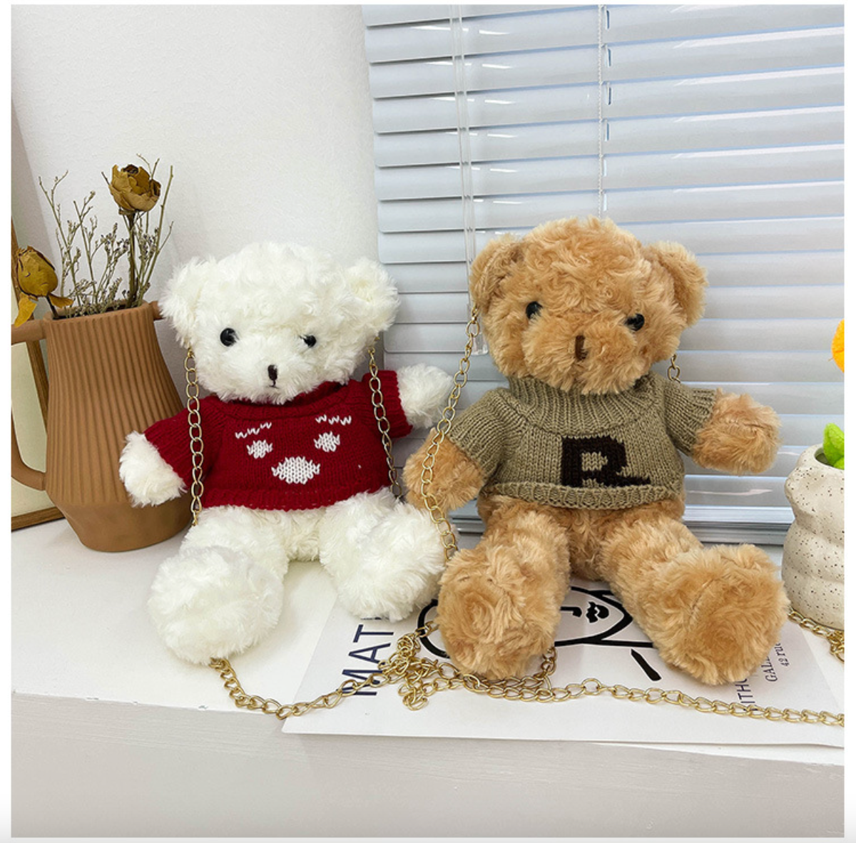 GESSY WHITE BEAR DOLL IN RED SWEATER CROSSBODY BAG