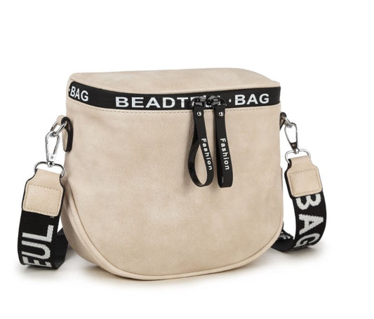GESSY SEMICIRCLE BUCKET BAG IN BEIGE