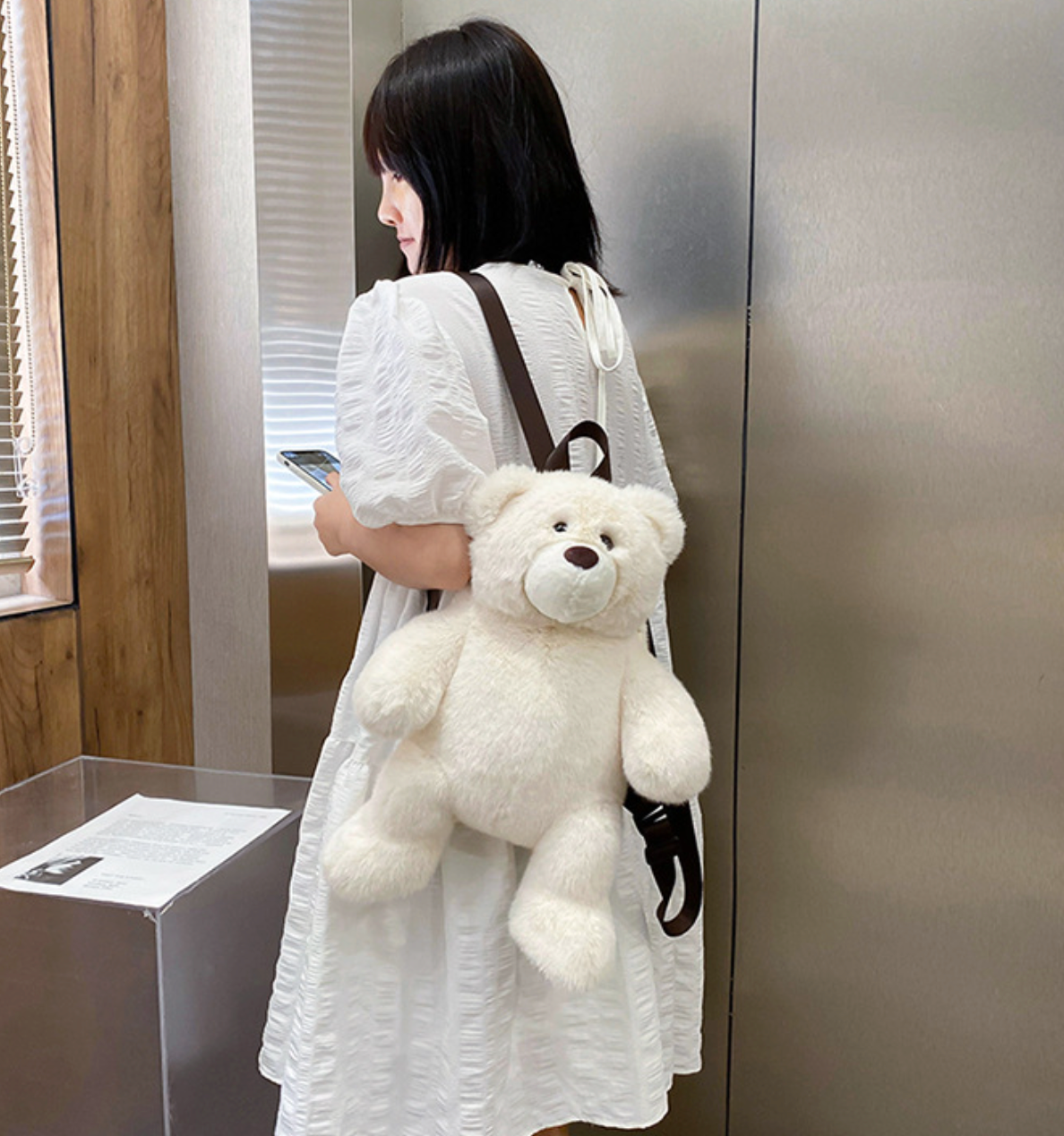 GESSY KID BACKPACK BEAR DOLL IN WHITE