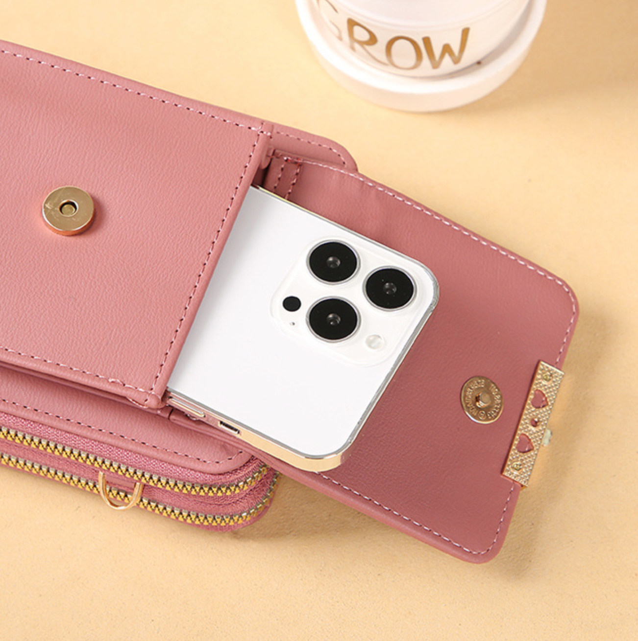 GESSY FUCTIONAL CROSSBODY CELLPHONE BAG IN RED