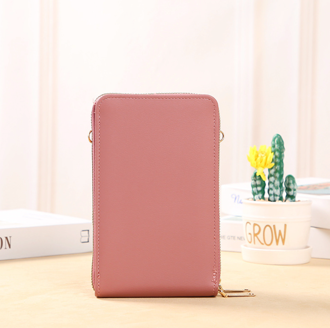 GESSY FUCTIONAL CROSSBODY CELLPHONE BAG IN RED