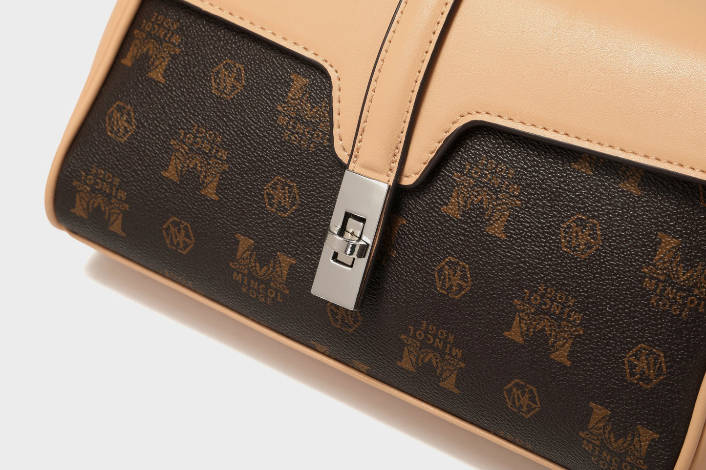 GESSY RETRO METAL BUCKLE COMPARTMENT FLAP BAG