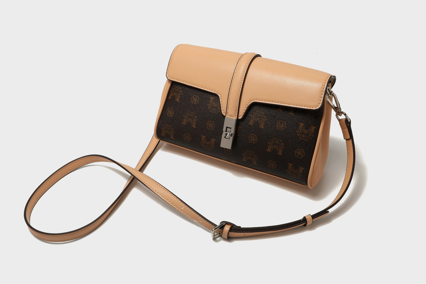 GESSY RETRO METAL BUCKLE COMPARTMENT FLAP BAG