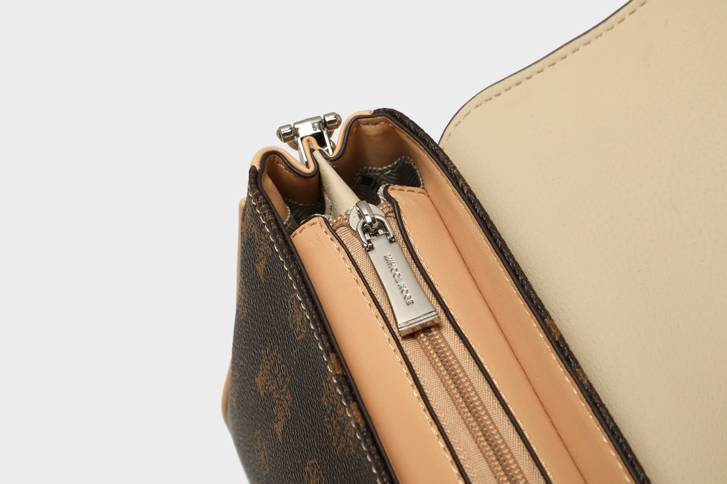 GESSY RETRO METAL BUCKLE COMPARTMENT FLAP BAG