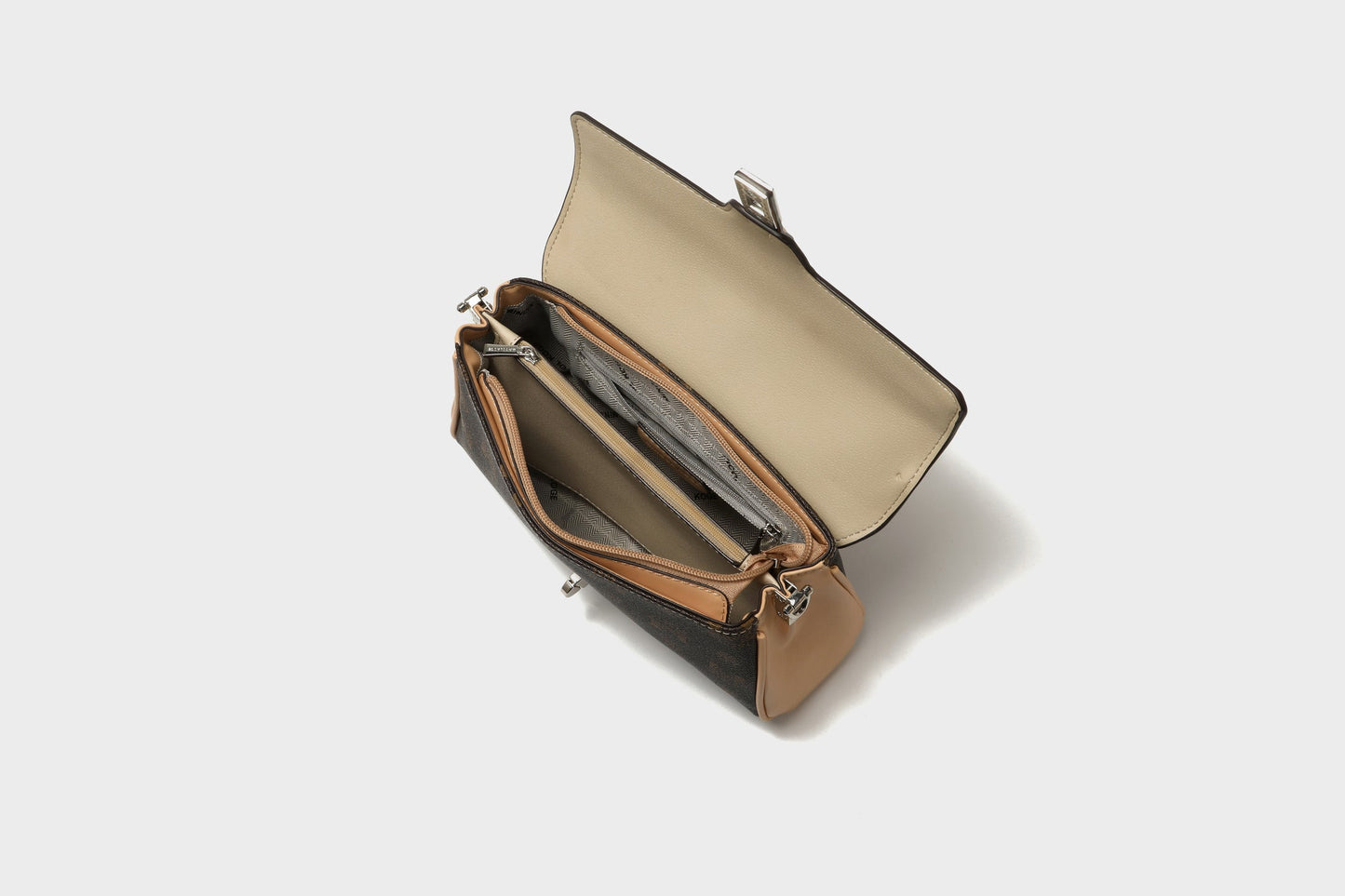 GESSY RETRO METAL BUCKLE COMPARTMENT FLAP BAG